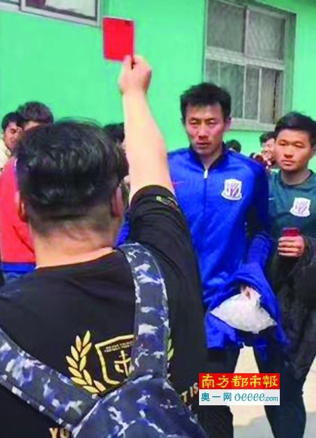 富勒姆中场帕利尼亚的前经纪人梅拉在接受sport1的采访时表示，帕利尼亚仍希望加盟拜仁。